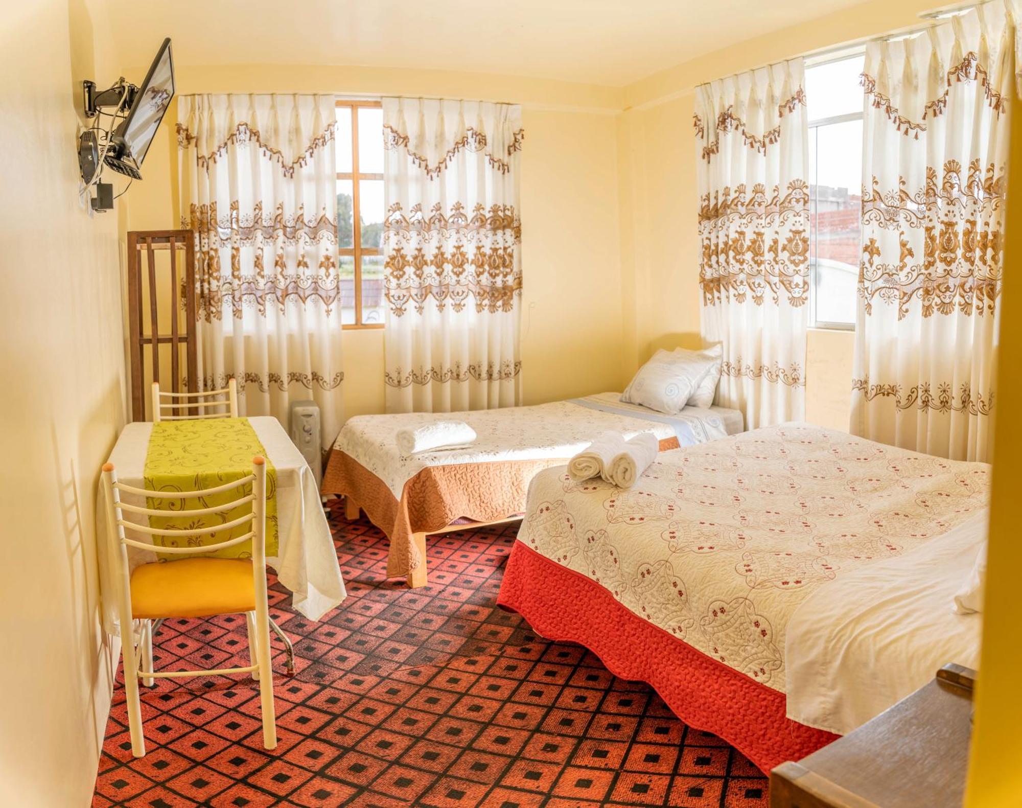 Hotel Summita Yunguyo المظهر الخارجي الصورة