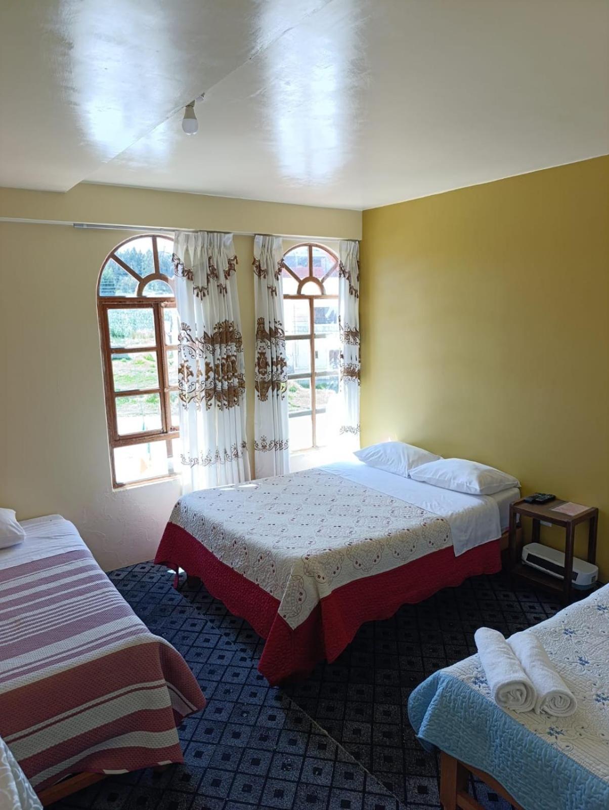 Hotel Summita Yunguyo المظهر الخارجي الصورة